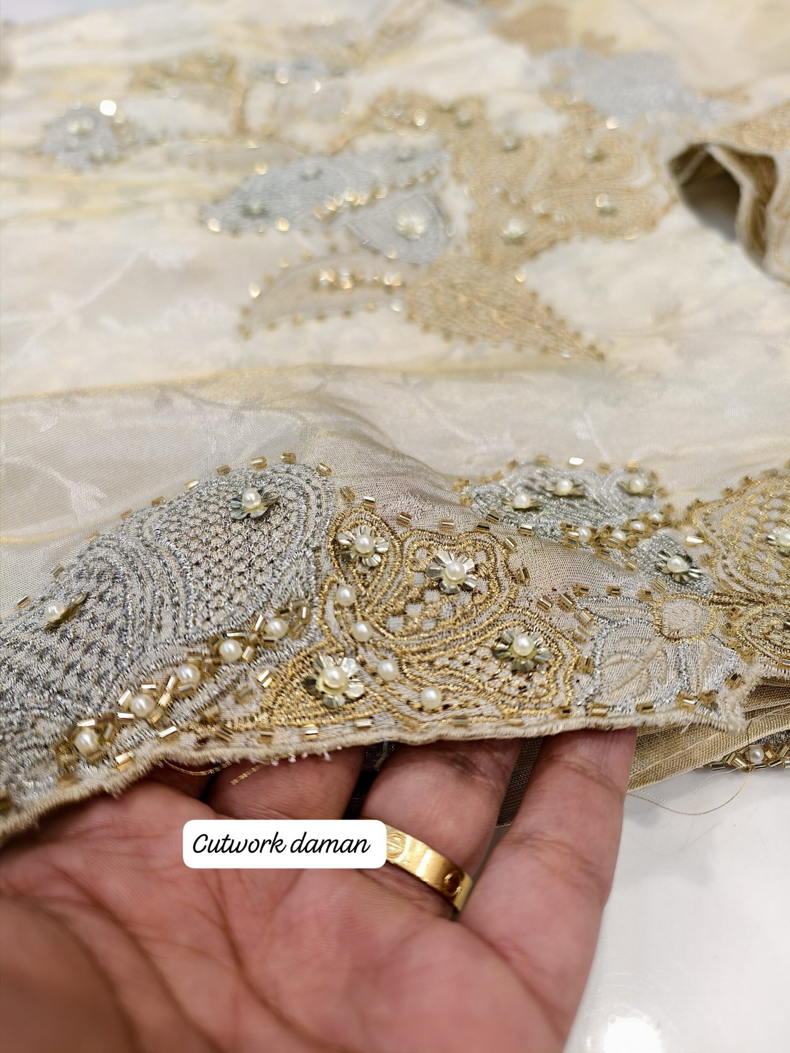 3cdf8306-e147-4fe7-8c72-f083f7a40cf0