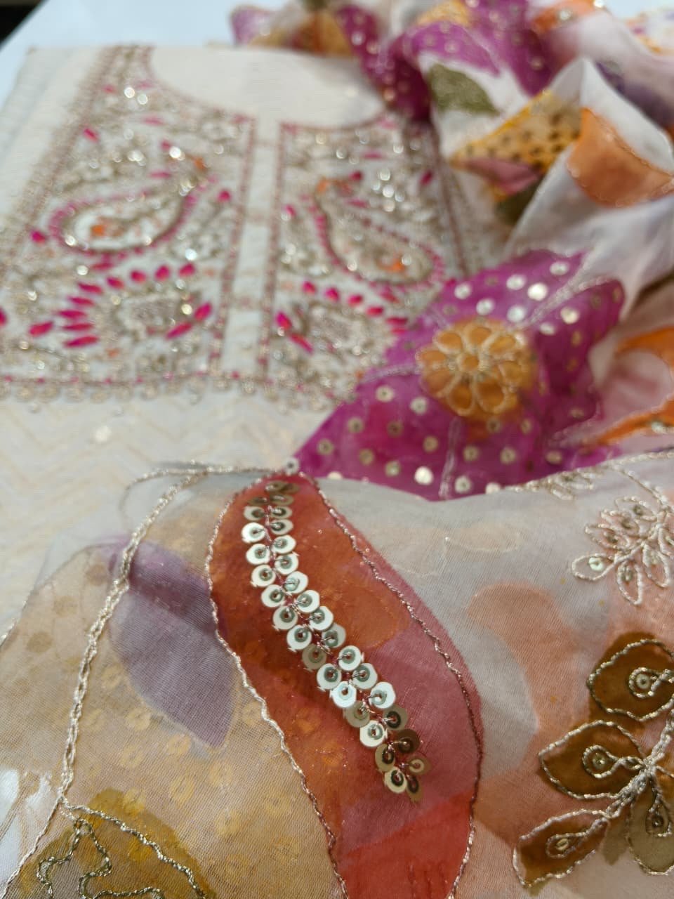 34f01c7c-7932-462d-9df8-6215691e687a