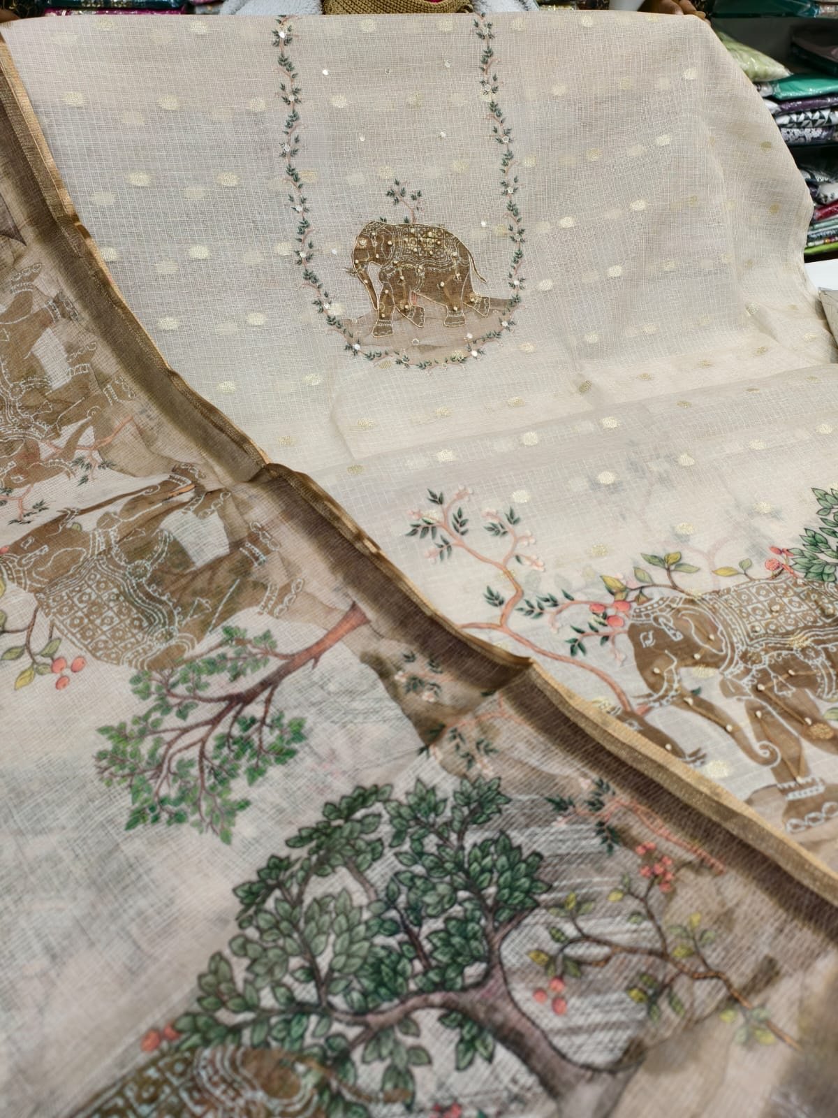 fea7e4c8-3e93-4c0b-a6b3-12eafd3af884