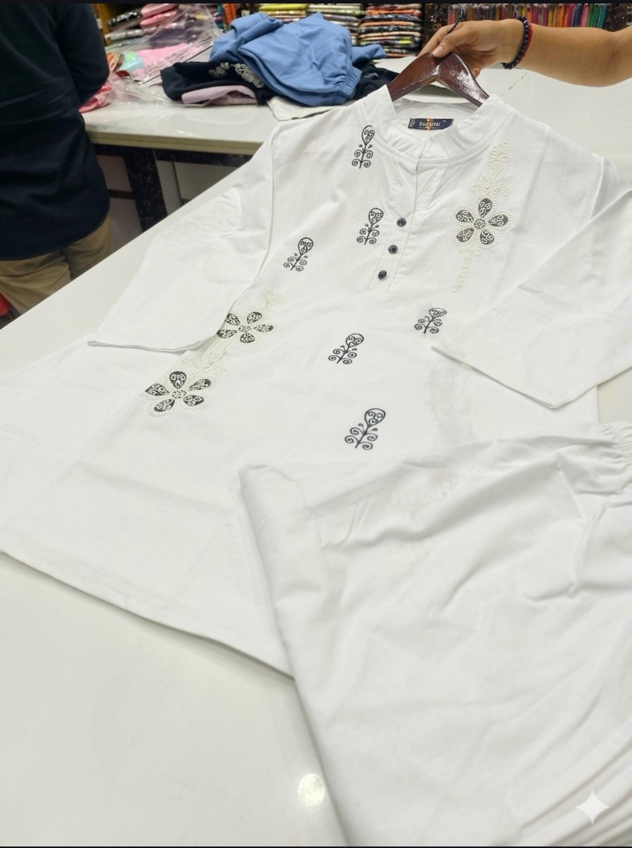 bfe10396-7df2-4d3a-bdfc-528b1775b1c0