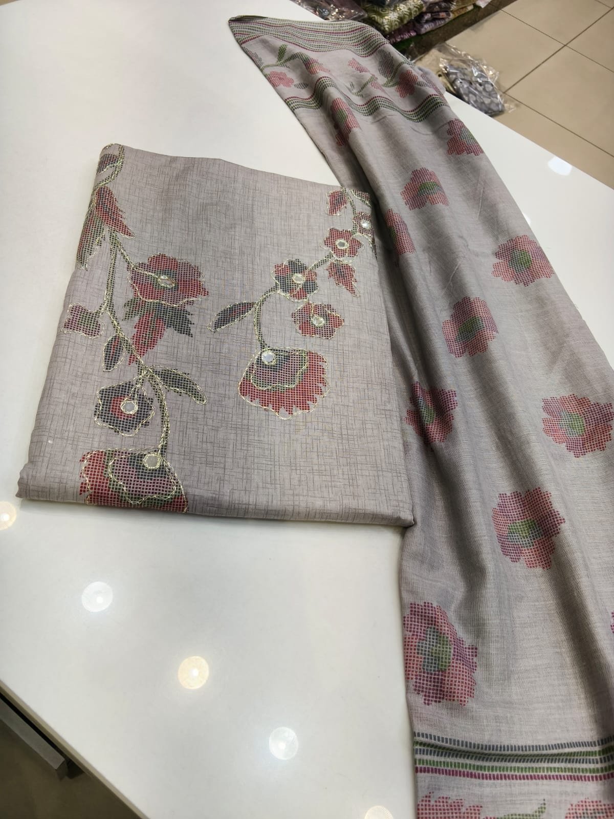 e19a2c98-7b33-478a-b401-5cb78806a479